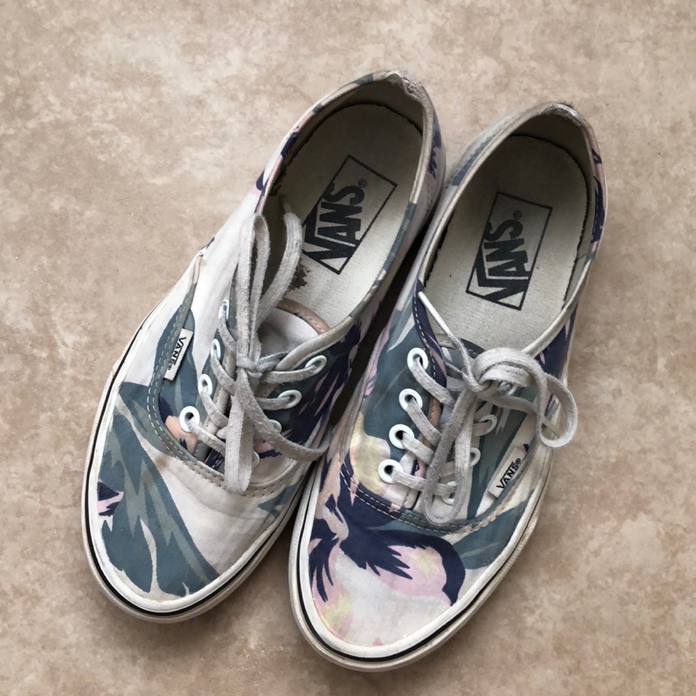 Vans size 5.5 floral tropical